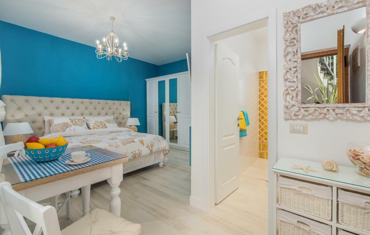 New!!! New Riva Luxury One - With Sunny Terrace & Big Garden Lägenhet Poreč Exteriör bild